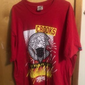 Crooks and castles tshirt